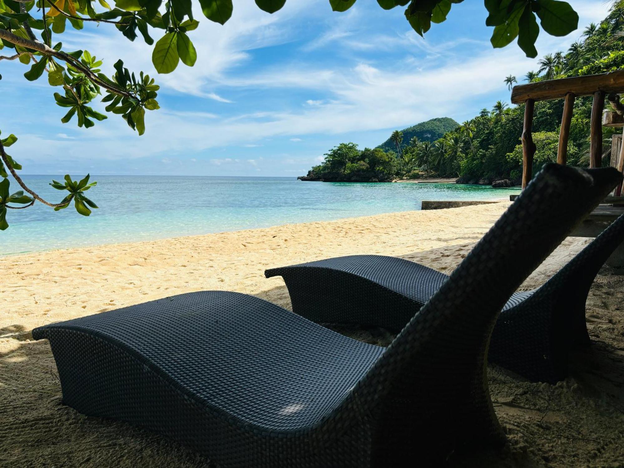 White Beach Front And Cottages Buruanga Екстер'єр фото