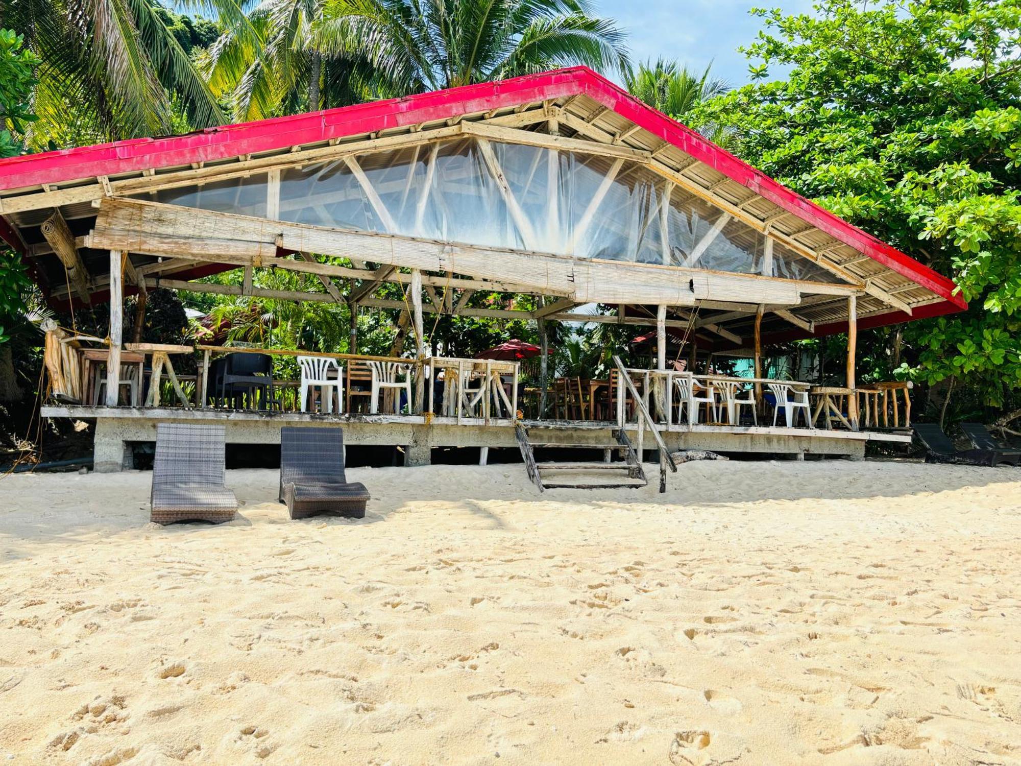 White Beach Front And Cottages Buruanga Екстер'єр фото