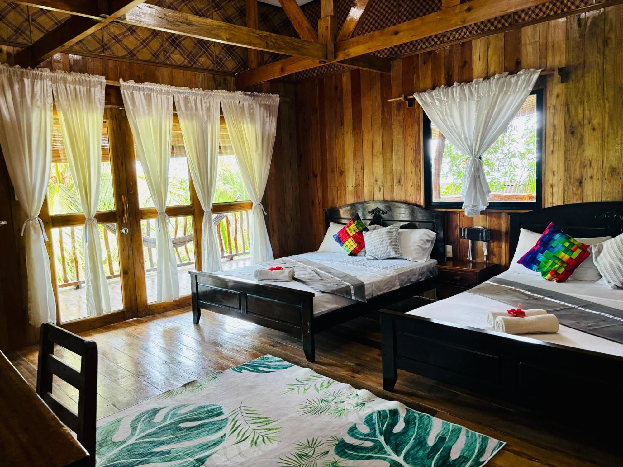 White Beach Front And Cottages Buruanga Екстер'єр фото